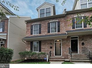 313 W 3rd Ave, Conshohocken, PA 19428