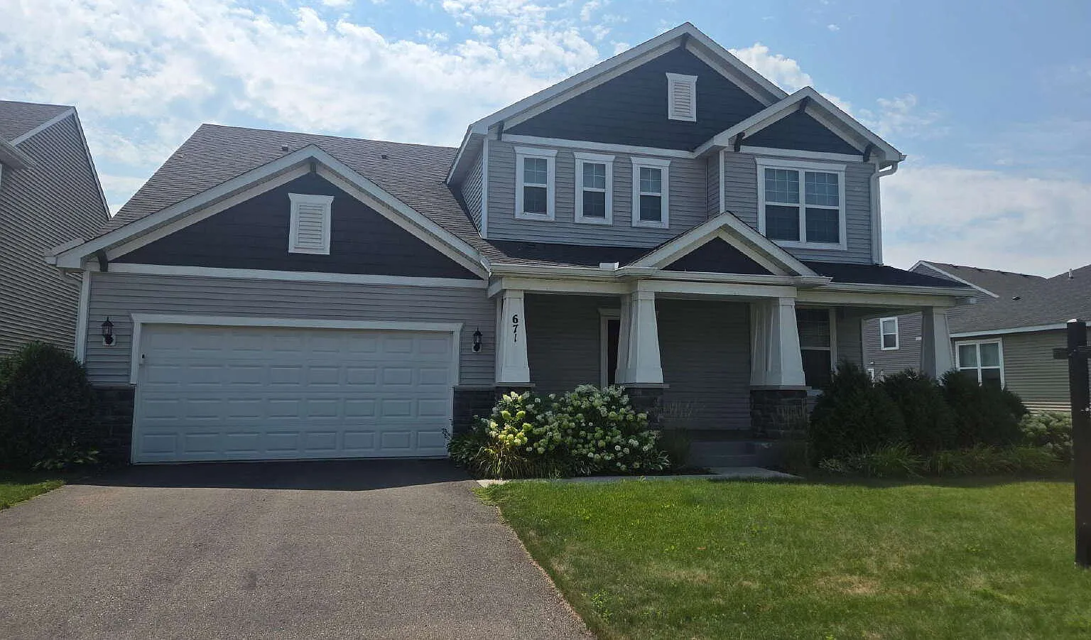 4 bed, 4.0 bath, 3652 sqft, $3,500 — Photo 1
