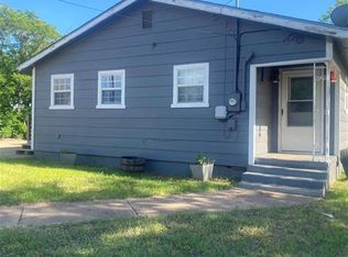 310 W Chestnut St, Archer City, TX 76351
