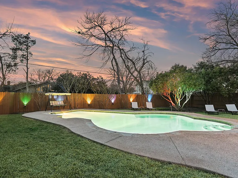 12221 Eunice St — Photo 20