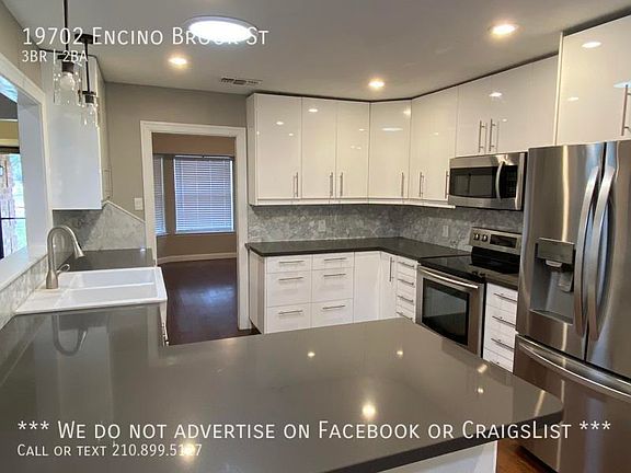 4th image of 19702 Encino Brook St