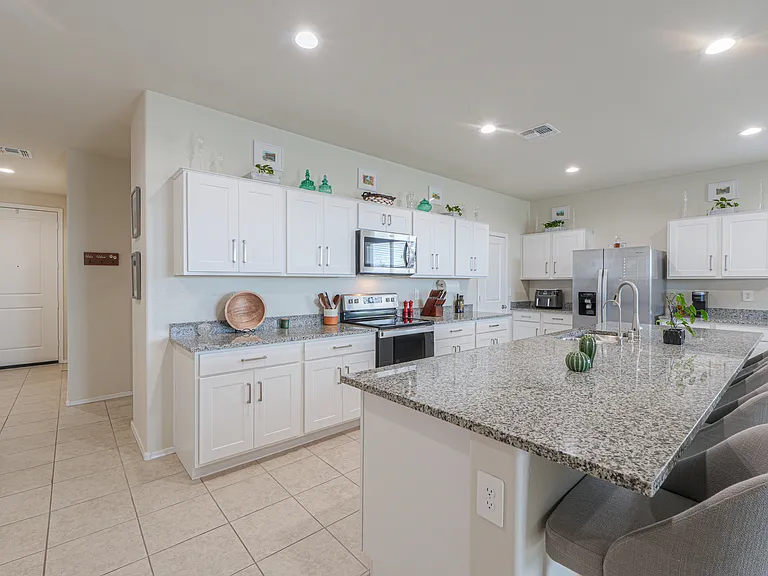 36065 W San Sisto Ave — Photo 22