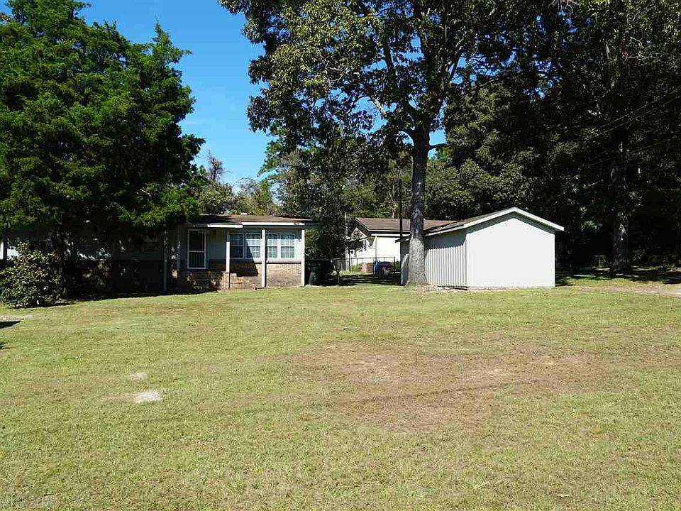 2nd image of 32232 Buzbee Rd