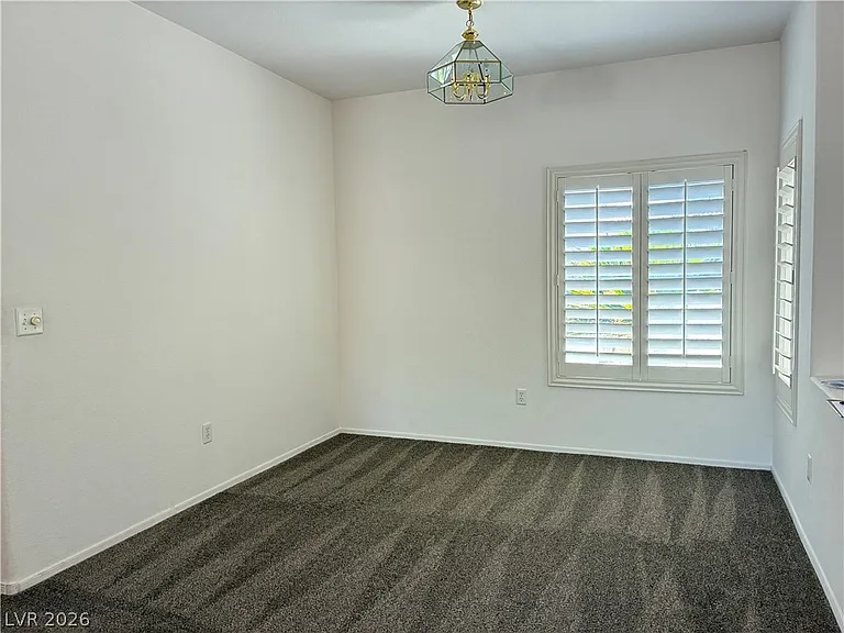 2578 Woodson Ave — Photo 11