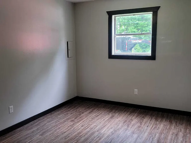 4324 Union Ave — Photo 20
