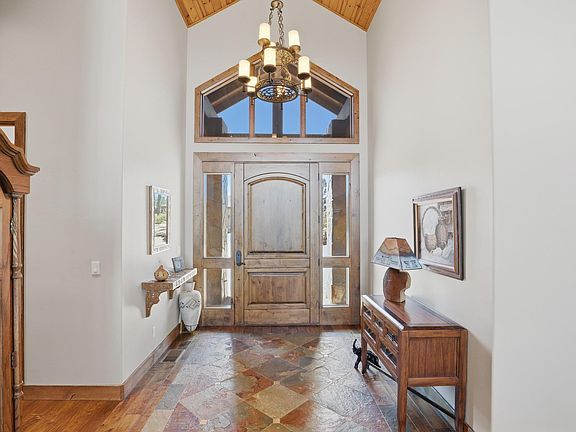 5th image of 412 S Whisper Ridge Ln