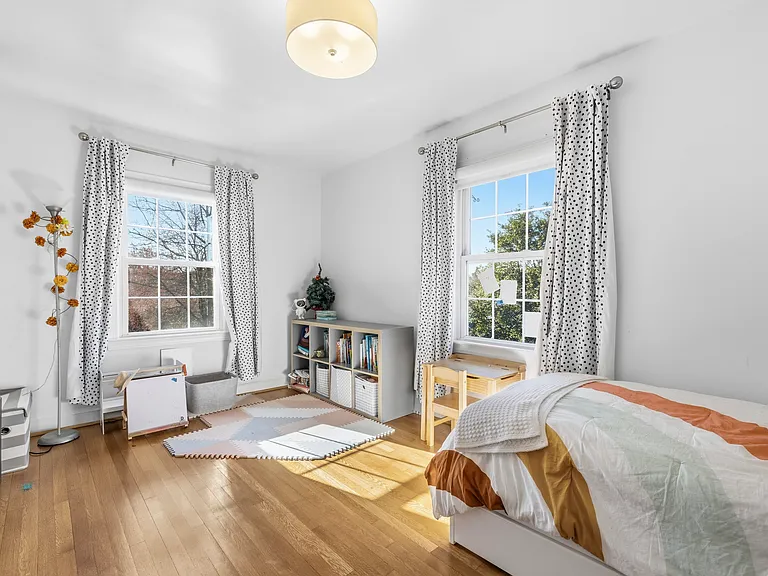 5028 Massachusetts Ave NW #A — Photo 26