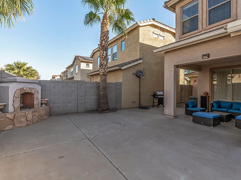 14592 W Acapulco Ln — Photo 38