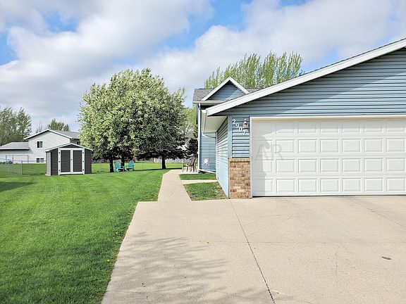 2nd image of 2907 Heatherwood Cir S
