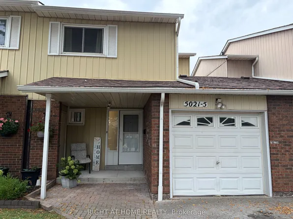 5021 Pinedale Ave #5, Burlington, ON L7L 5J6