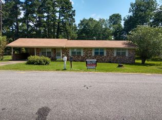 1600 E Hempstead St, Hope, AR 71801