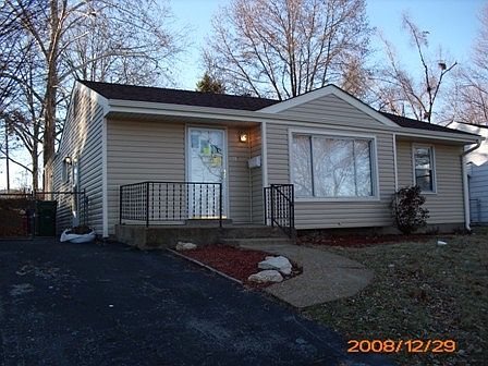 5th image of 115 Chateau Dr