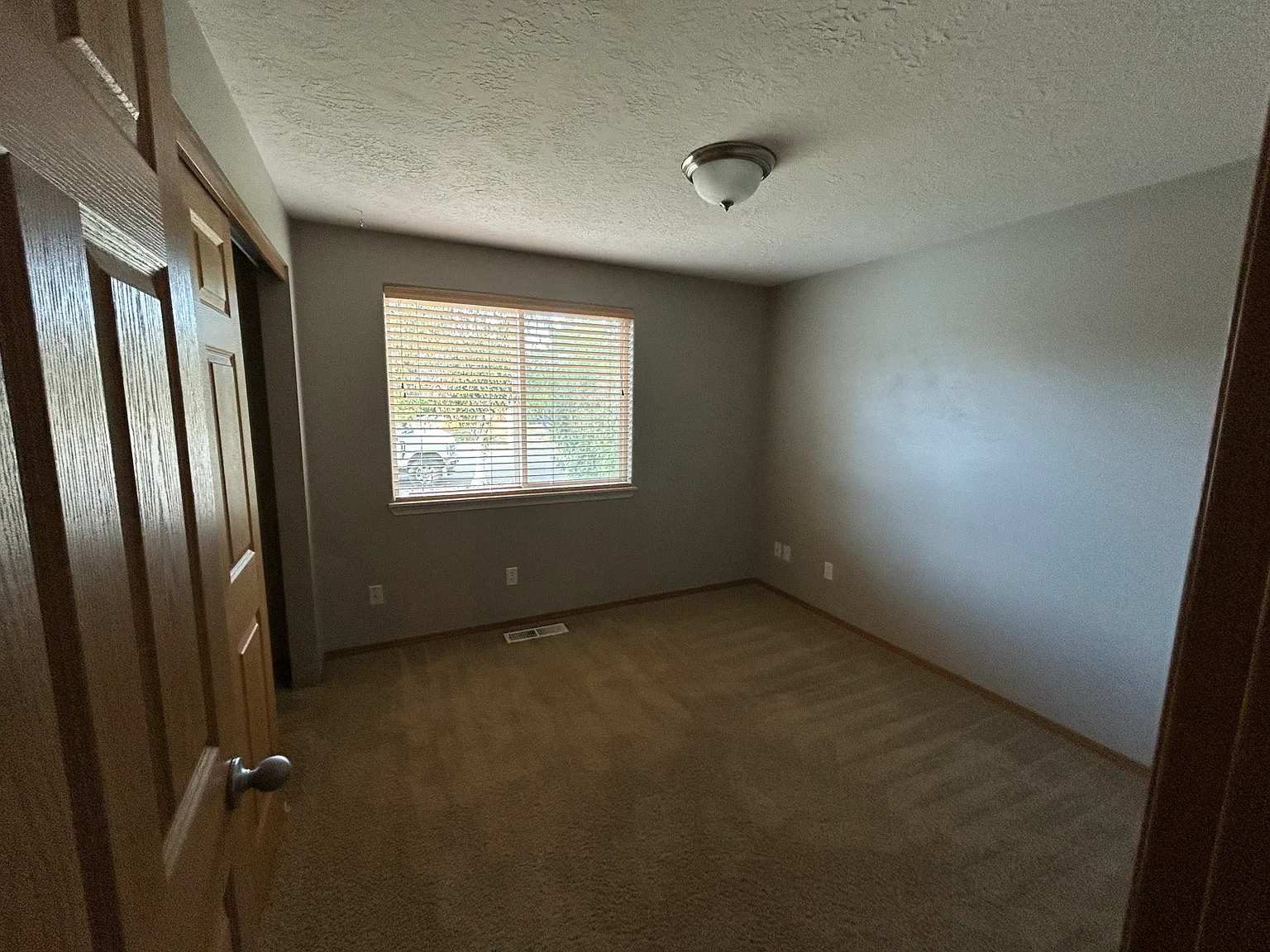 3 bed, 1224 sqft, $2,250 — Photo 4
