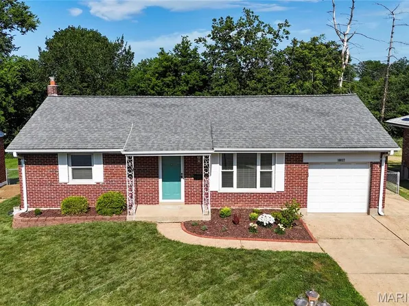 10037 Shapfield Ln, Saint Louis, MO 63123