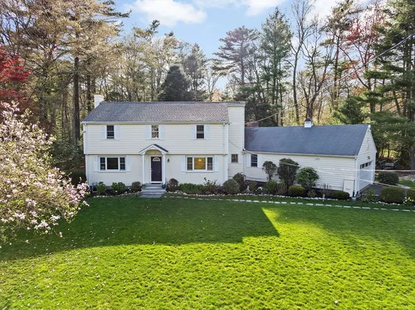 57 Pheasant Hill Dr, Scituate, MA 02066