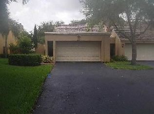 35 Balfour Rd, Palm Beach Gardens, FL 33418