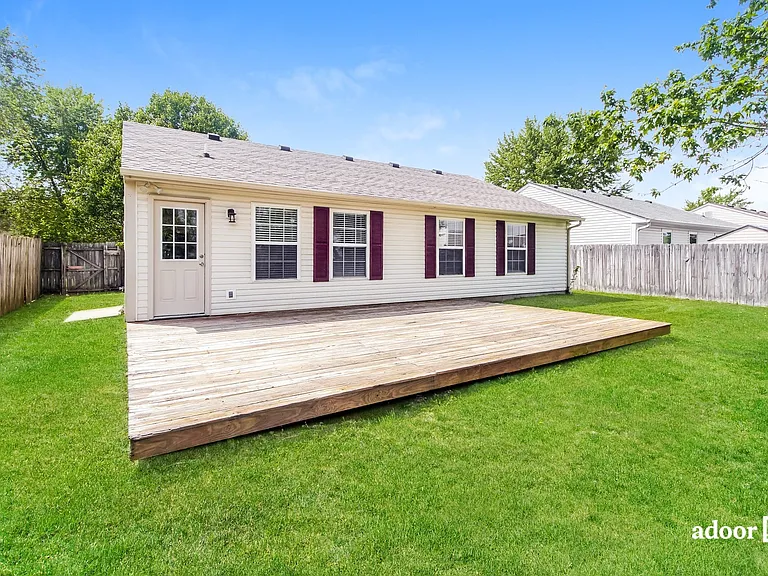 6221 Long River Ln — Photo 14