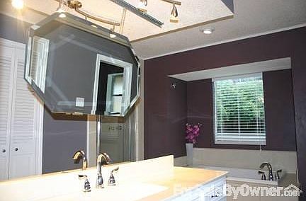 Master Bath
						:
						Accent lighting and zoned audio