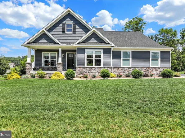 315 Chatsworth Ct, Reading, PA 19608
