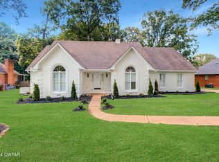 332 Redfield Dr, Jackson, TN 38305