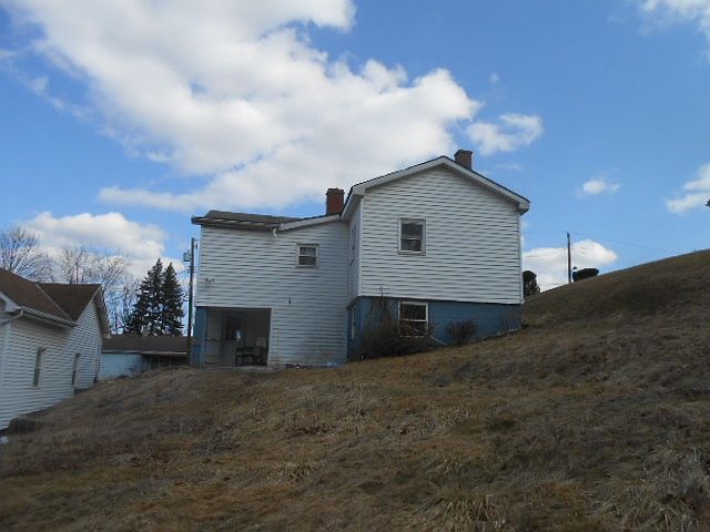 2nd image of 117 Spring Ave