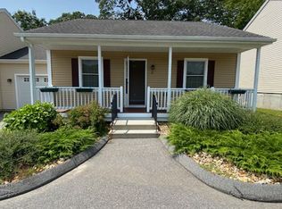 4 Grove St #6, Moodus, CT 06469