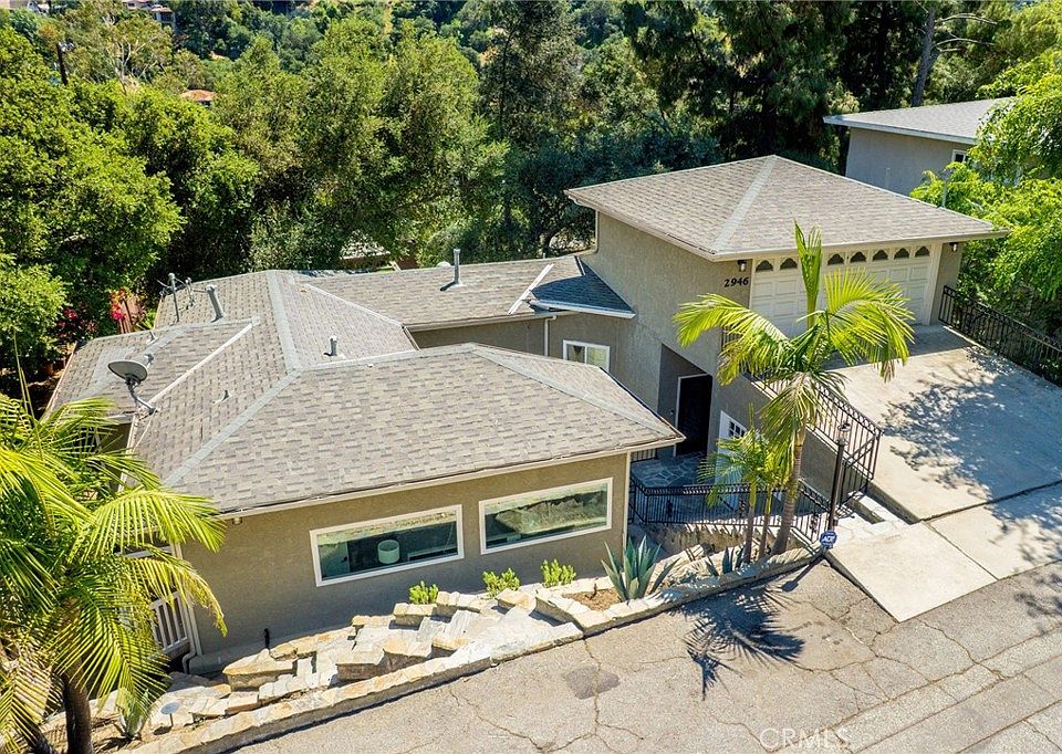 1st image of 2946 Graceland Way