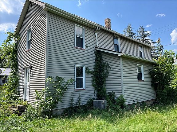 2nd image of 745 E Martin St