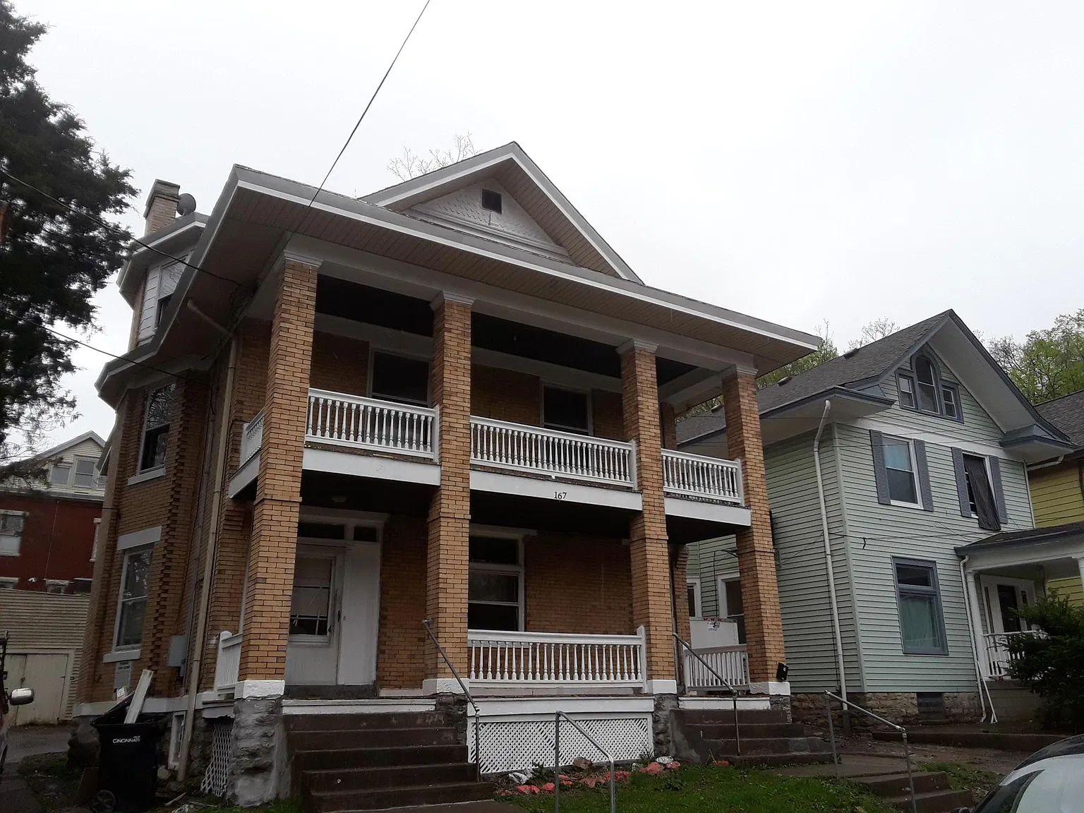 6 bed, 2644 sqft, $3,700 — Photo 1