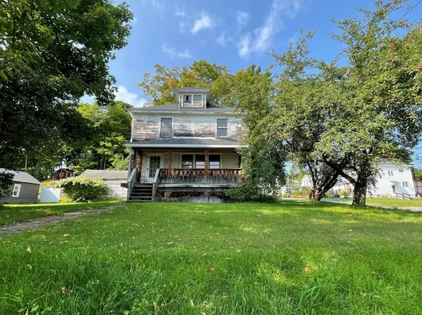 3 Thayer Ave, Saranac, NY 12981