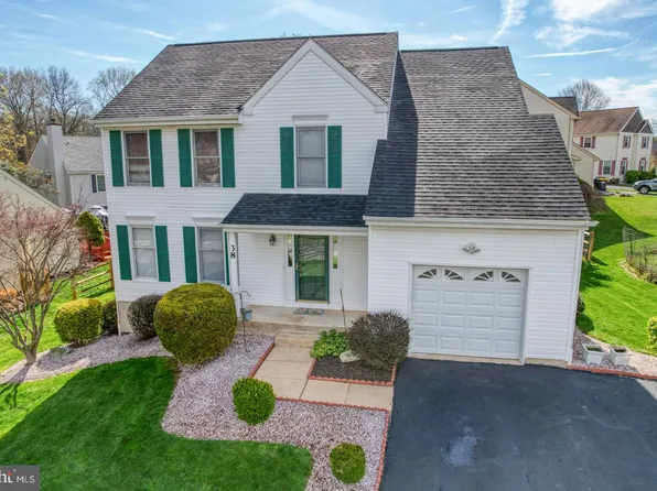 38 Yosemite Dr, Bear, DE 19701