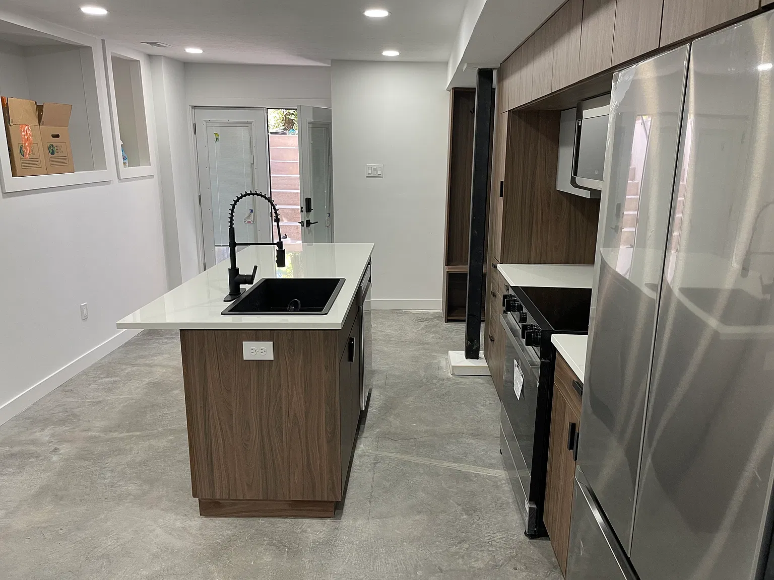 1 bed, 600 sqft, $1,300 — Photo 4