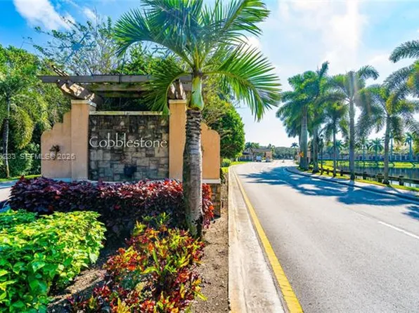 14749 SW 9th St #Townhouse 3110, Hollywood, FL 33027