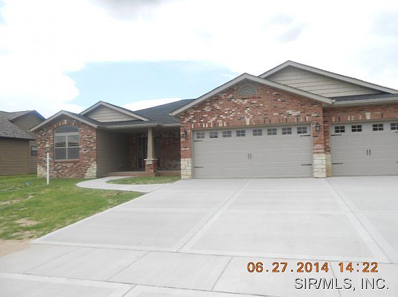 1st image of 4812 Karen Ln