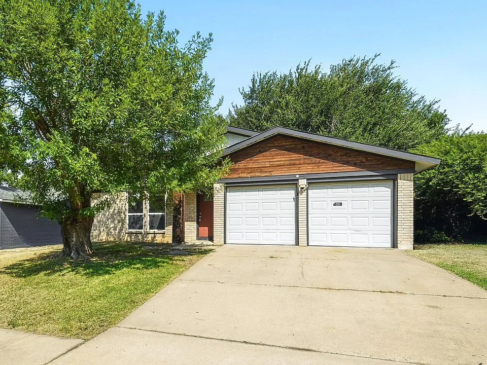 11104 Ptarmigan Dr