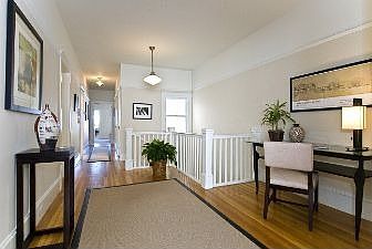 Foyer :: 1760 Grove