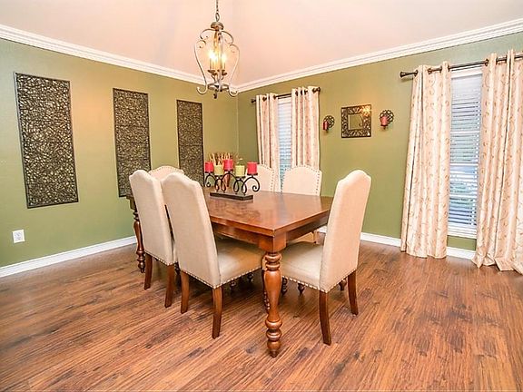 5th image of 4044 Summerhill Ln