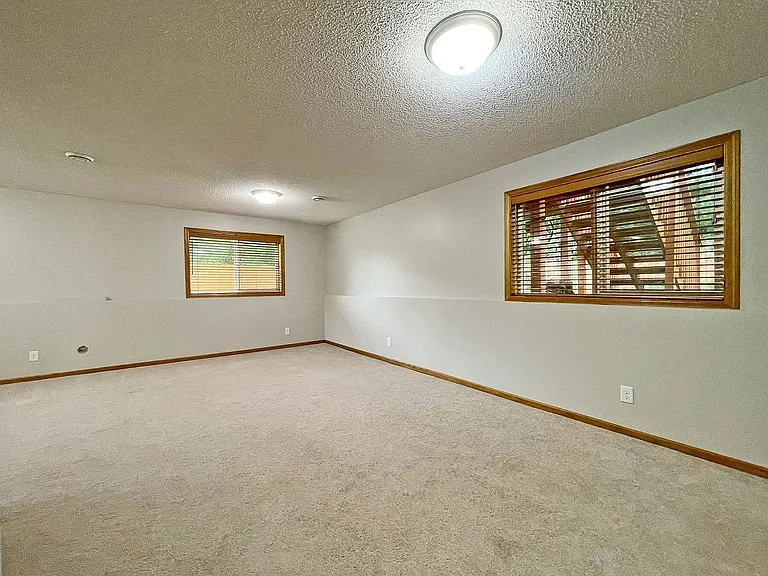 12233 Quinn St NW — Photo 16