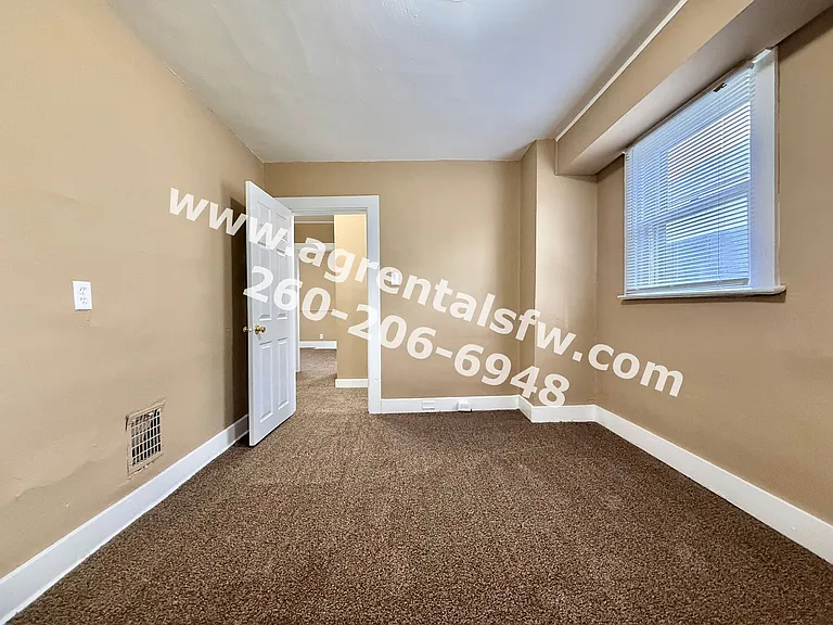 3221 Webster St — Photo 21