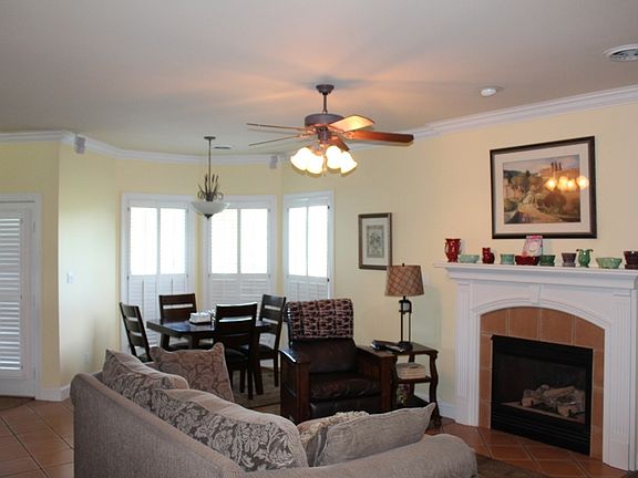 5th image of 915 Shumard Oaks Blvd