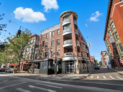 Vine Street, Cincinnati, OH, 45202