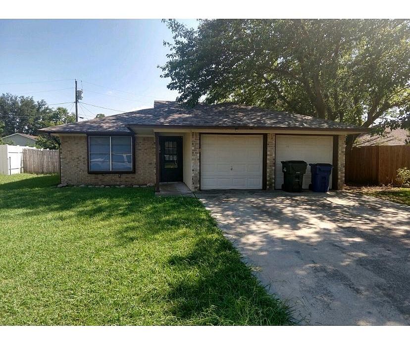 1st image of 102 Carolyn Dr