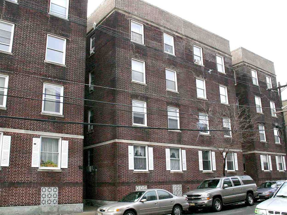 1st image of 435 53rd St APT B7