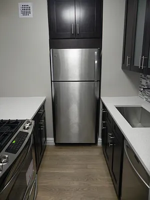 Rented by Stellar Management | media 11