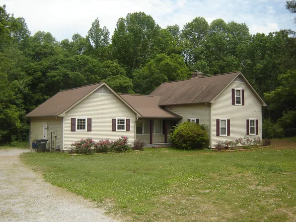 220 Powell St, Gurley, AL 35748