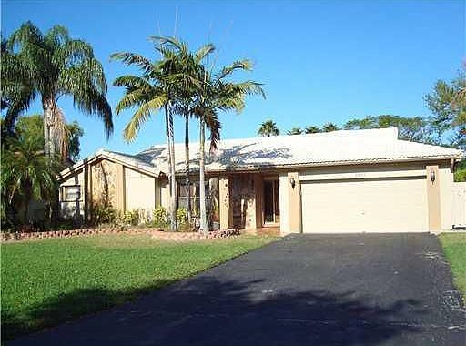 1st image of 5651 W Waterford Dr