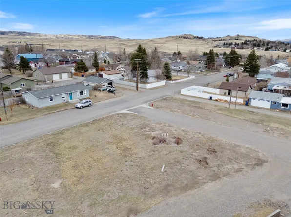 W Montana St, Livingston, MT 59047