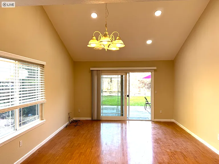 3214 Yellowleaf Ct — Photo 4