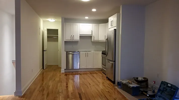 Rented by Brownstone Property Group | media 23