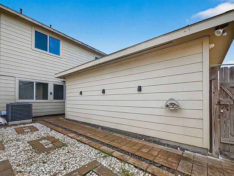 14574 Empanada Dr — Photo 34